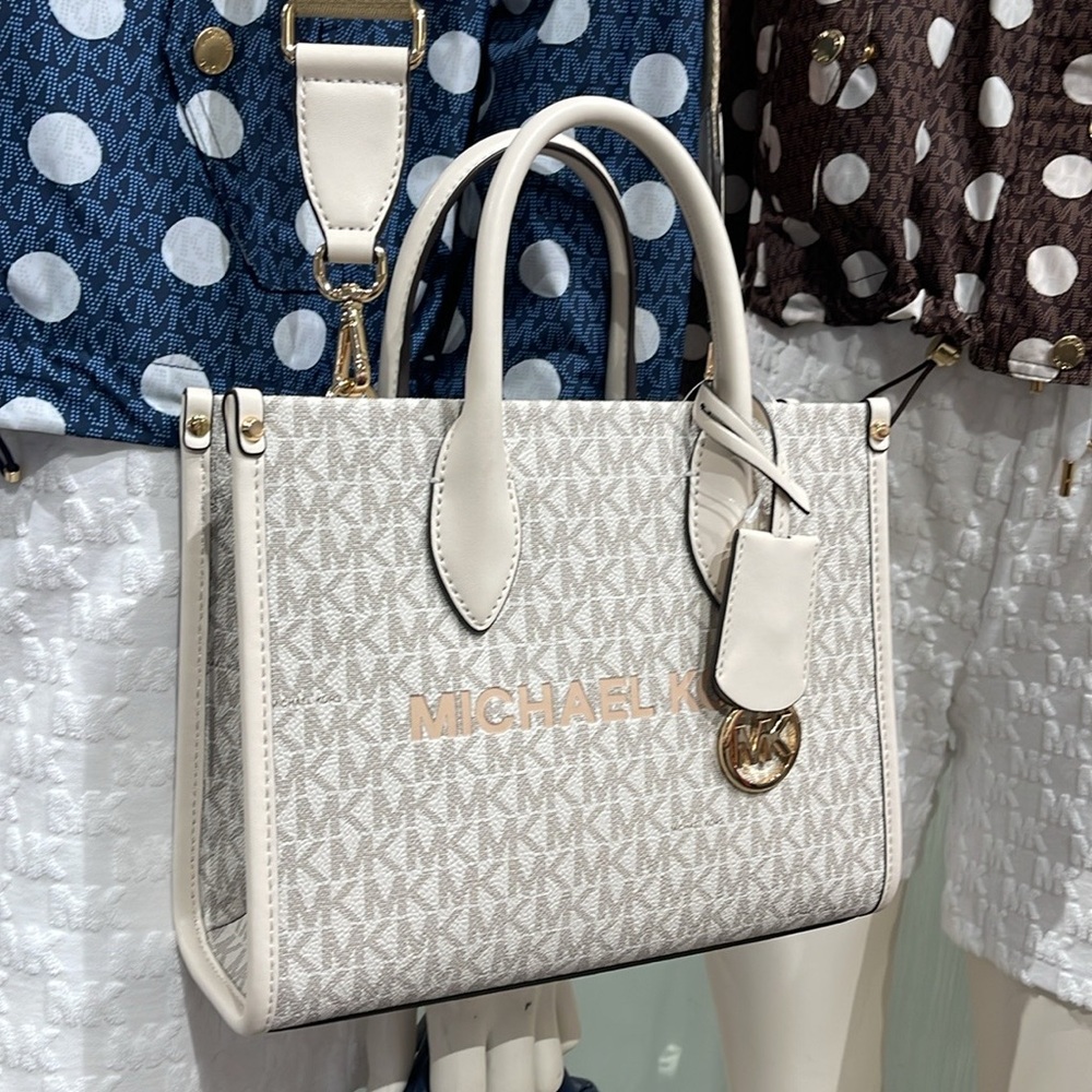 Michael Kors Mirella Small Signature Logo Crossbody Shopper TZ XBODY Bag
LT CRM - Picture 7 of 16